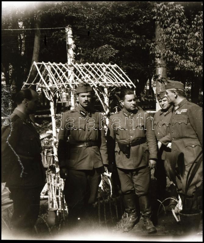 Újsághoz felhasznált II. világháborús katonai fotónegatívok, köztük Horthyt ábrázoló is, 10 db - Image 2