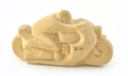 Art deco motoros, faragott kő szobor, jelzett (Stone Art Belgium), 16x8,5 cm