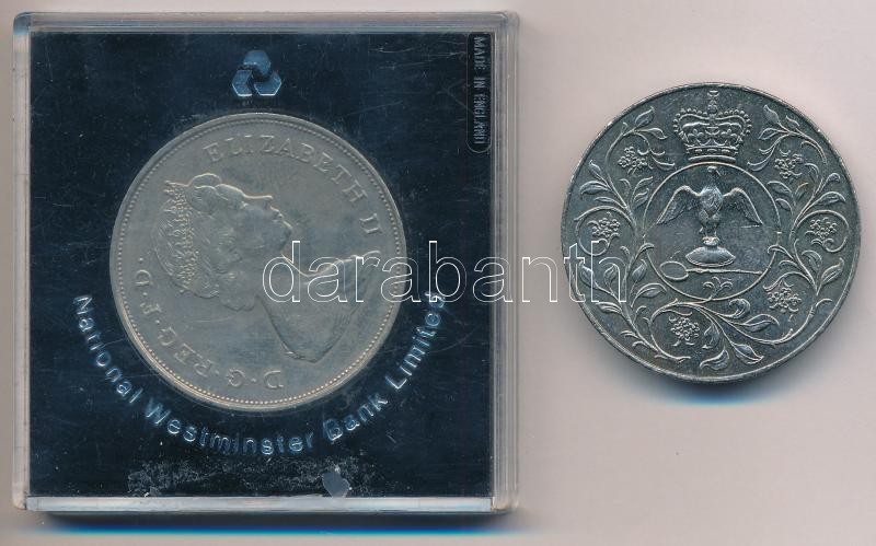 Nagy-Britannia 1977. 25p Cu-Ni 'Ezüst Jubileum - II. Erzsébet' + 1981. 25p Ag 'Károly és Diana esküvője' tanúsítvánnyal, műanyag dísztokban T:2-,2 United Kingdom 1977. 25 New Pence Cu-Ni 'Silver Jubilee - Elizabeth II' + 1981. 25 New - Image 2