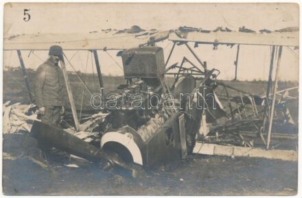 Abgeschossenes Aeroplan / WWI Austro-Hungarian K.u.K. military, shot down aircraft. photo (ragasztónyom / glue mark)