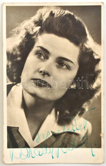 Karády Katalin (1910-1990) színésznő aláírása az őt ábrázoló fotólapon