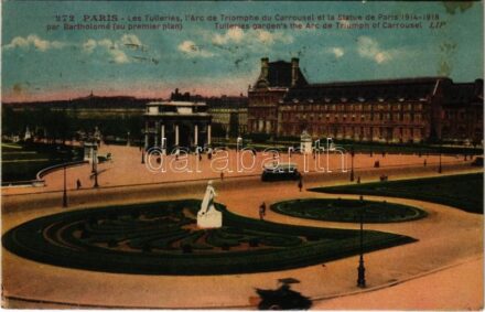 1926 Paris, Les Tuileries, l'Arc de Triomphe du Carrousel et la Statue de Paris 1914-1918 par Bartholomé (au premier plan) / square, tram (fl)