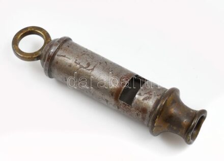 Emca Boy angol síp, kopott, h: 8 cm