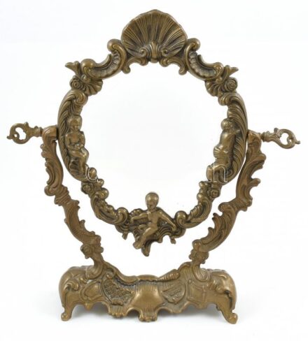 Neobarokk öntött, patinázott bronz tükör, puttókkal, barokk kagylóval díszítve, kopott, m:35cm