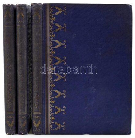Vécsey Zoltán: A síró város. I-III. köt. Kazinczy Könyvtár. Kassa, 1931, Kazinczy Könyv- és Lapkiadó (Prága, 'Litera'-ny.), 227+(1) p., 222 p., 238+(1) p. Első kiadás. Kiadói aranyozott egészvászon-kötés, a gerincen apró