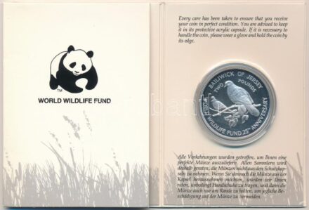 Jersey 1987. 2P Ag 'A Világ Vadvédelmi Alap (WWF) 25. évfordulója - Rózsás galamb' emlék kiadás kapszulában, karton dísztokon, angol nyelvű tanúsítvánnyal és német nyelvű ismertetővel T:PP Jersey 1987. 2 Pounds Ag '25th