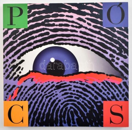 Pócs-Posters-2003-1977./Pócs-Plakátok-2003-1977./Pócs-Carteles-2003-1977. Szerk.: Pócs Péter. A művész, Pócs Péter (1950-) Munkácsy Mihály-díjas grafikusművész által F. Almási Éva ( 1955-) könyvkiadó, szerkesztő, lexikográfus
