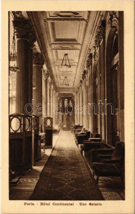 Paris, Hotel Continental. Une Galerie / hotel, interior