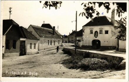 Feketeváros, Purbach am Neusiedlersee; Fő tér, Régi török kapu / Hauptplatz, Alte Türkentor. Verlag Foto Egelseer / main square, old Turkish gate