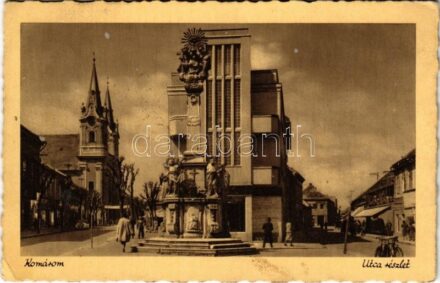 1939 Komárom, Komárno; Szentháromság szobor, utca / Holy Trinity statue, street view (EK)
