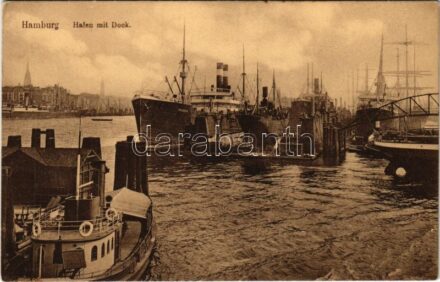 Hamburg, Hafen mit Dock / port, steamships