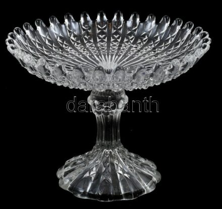 Talpas üveg kínáló, hajszálrepedésekkel, d: 22 cm, m: 17 cm
