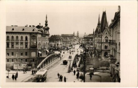 Kolozsvár, Cluj; Szamos híd környéki rész, Segesváry és Társa, Finkler Samu, Schieb, Barabás és Szabó üzlete, Minerva gyógyszertár, autóbusz / Somes river bridge, shops, pharmacy, autobus