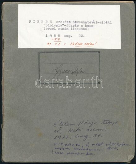 cca 1930 Besztercei magyar diák biológia füzete a besztercei román líceumból, több színes kézi rajzzal, sűrűn beírva / cca 1930 Bistrita, biology exercise book of a Hungarian child in Romanian language, with many hand written pages and