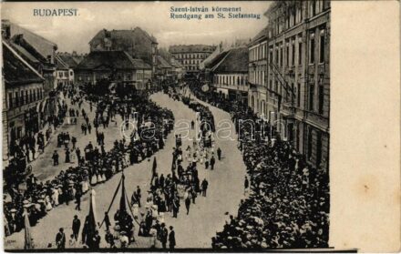 Budapest I. Szent István körmenet a várban