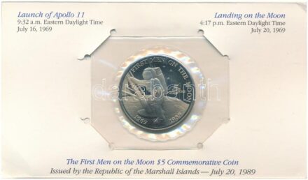 Marshall-szigetek 1989. 5$ Cu-Ni 'Első ember a Holdon' fóliatokban, angol nyelvű leírással T:PP Marshall-Islands 1989. 5 Dollar CuNi 'First Men on the Moon' in laminated foil packing C:PP Krause KM#13