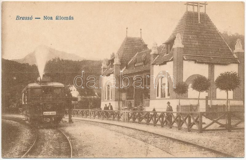 Brassó, Kronstadt, Brasov; Noa nyaraló vasútállomás vonattal. Vasúti levelezőlapárusítás / Station Noa / railway station in Noua, train (EK)