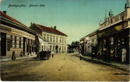 Berettyóújfalu, Baross utca, Barabás Béla üzlete, Zádor Márton nagy áruháza. Adler Béla kiadása