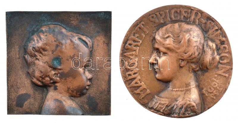 Franciaország ~1900-1904. 'Margaret Spicer-Simson' egyoldalas Br plakett. Szign.:Theodore Spicer-Simson (81mm) + DN 'Kisgyermek' egyoldalas Br plakett. Szign.:Sándor (75x75mm) T:2,2- patina, ph France ~1900-1904. 'Margaret Spicer-Simson'