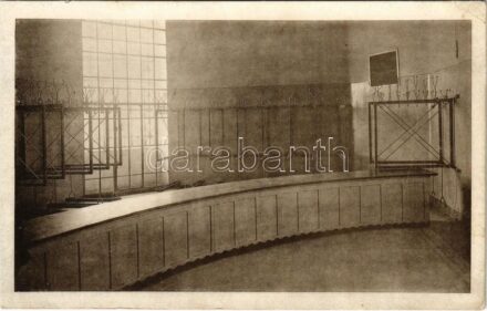 Kolozsvár, Cluj; Marianum, ruhatár belső / school interior, cloakroom (EK)