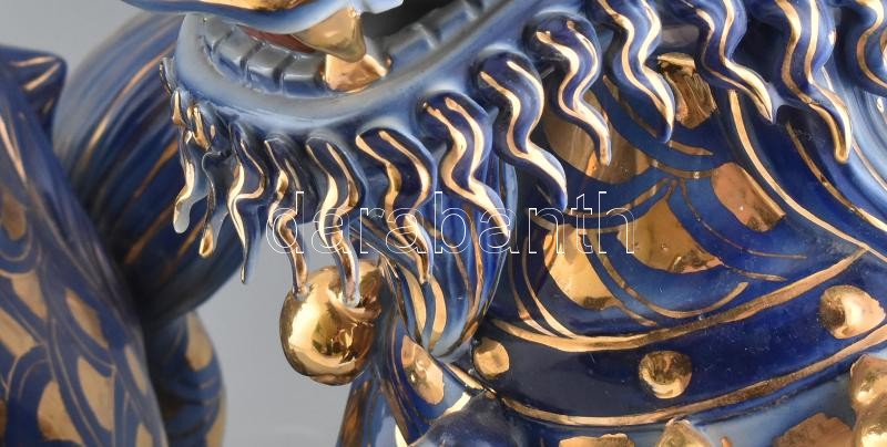 2 db nagy méretű kínai kapu őrző porcelán sárkány figura. Jelzés nélkül, kézzel festett, kis sérülésekkel. 52 cm - Image 4