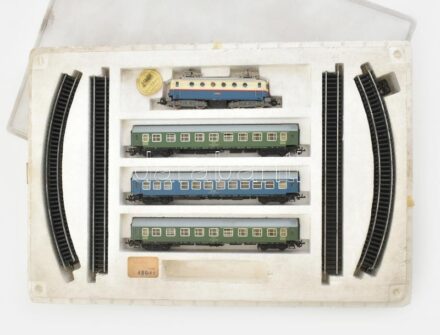 TT modell vasút készlet vagonok, sínek, eredeti dobozban