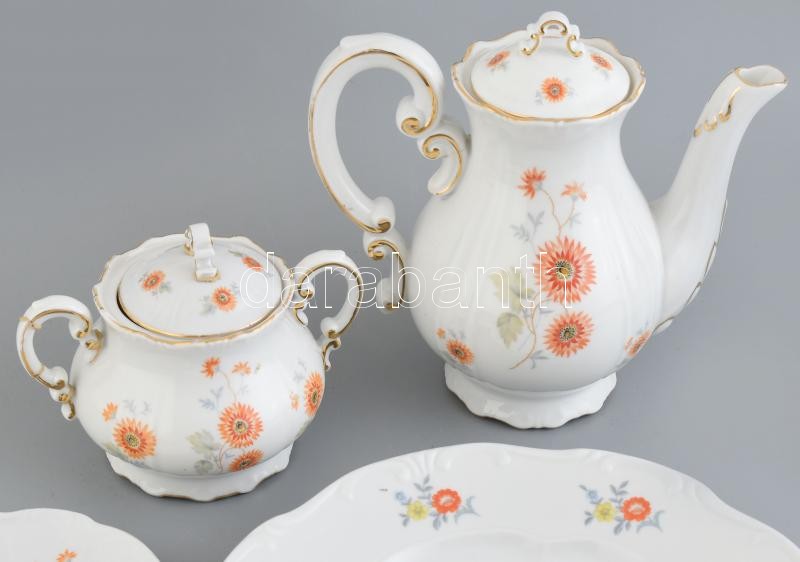 Zsolnay vegyes tétel, 6db csészealj, 1 db nagy tányér, 2db süteményes tányér, 1db cukortartó fedele ragasztott, 1db teáskanna, kopásokkal, apró lepattanással. - Image 3