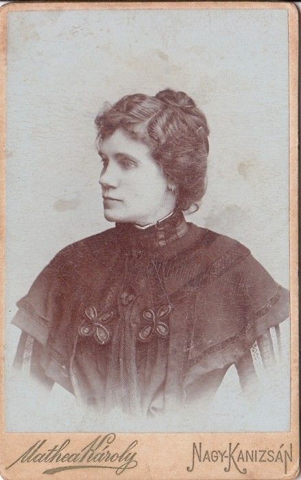 56-1060 Portréfotó Mathea Károly Nagykanizsai műterméből, 16x10 cm