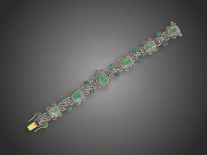 Karkötő, 585 au, 18 smaragd cca. 14,50 ct, 315 bril. cca. 2,50 ct, 35,9 g