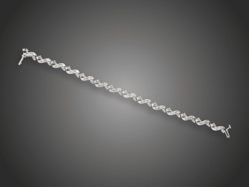 Karkötő, 375 au, 154 bril. cca. 3,50 ct, 16,8 g