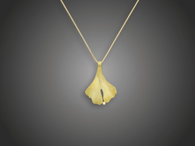 Lánc, függő, 585 au, 1 bril. cca. 0,05 ct, 8,9 g