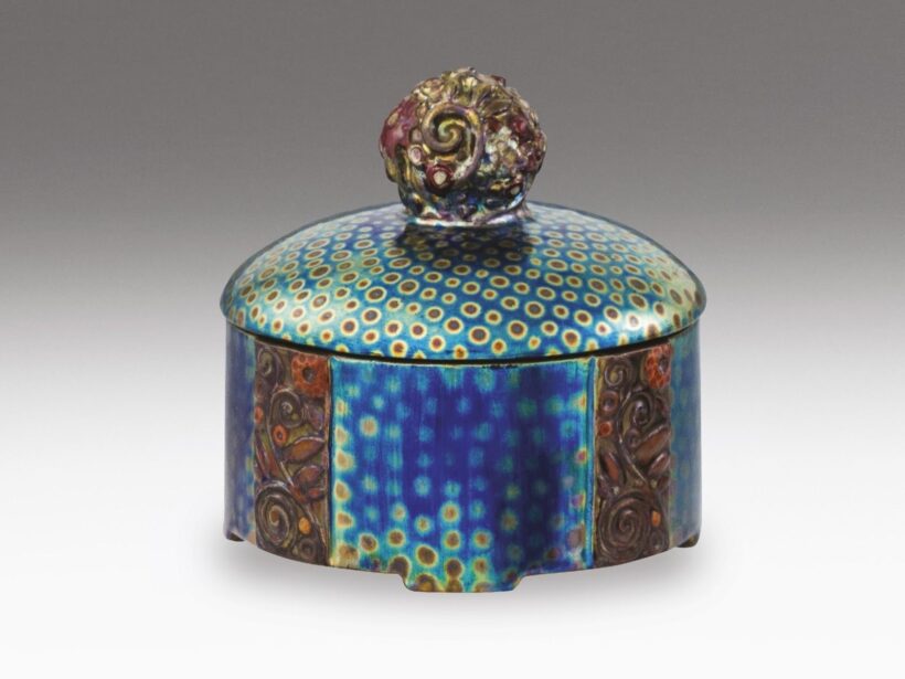 Zsolnay art deco bonbontartó
