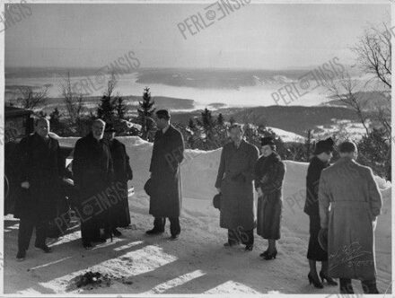 ANDERS BEER WILSE (1865 - 1949): Társaság a fjordoknál
