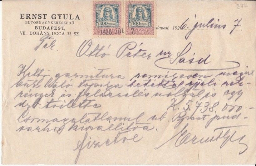 59-377 1923.2 db 300 koronás Okmánybélyeges számla Ernest Gyula butornagykereskedő Budapest
