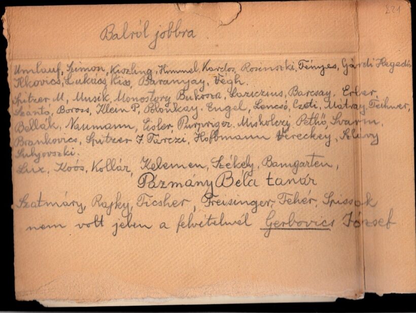 62-821 Ujpesti Könyves Kálmán reálgimnázium III.A. osztály csoportképe, megviselt állapotban, hátulján a tanulók és tanáruk neveivel. 30x22 cm - Image 2