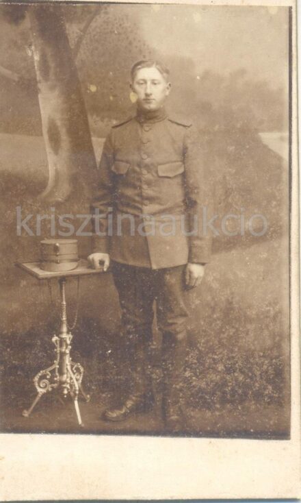 62-509 cca 1915 Katonát ábrázolló fotólap, 7x4,5 cm