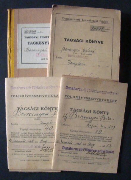62-972 1948 3db Temetkezési Egylet tagsági könyv, 2 db Földmívesszövetkezeti tagsági könyv (Dunaharaszti)