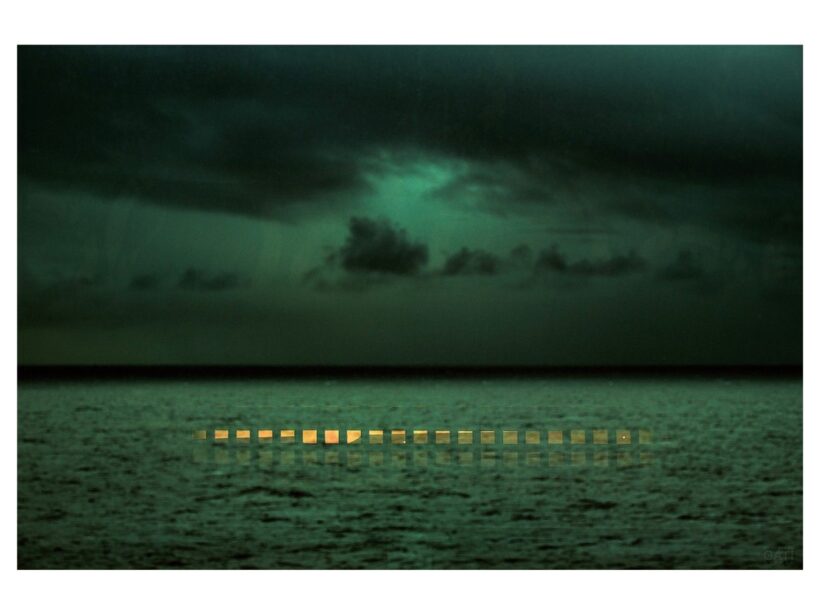 Gáti György: Golden Slumbers – Windjammer Restaurant Window (2013/2017) 