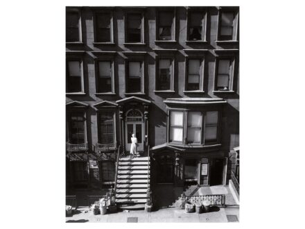 Szász, Suzanne: Fehérruhás nő (New York, 1948) 