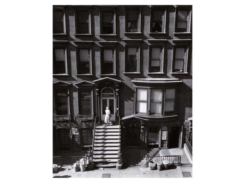 Szász, Suzanne: Fehérruhás nő (New York, 1948) 