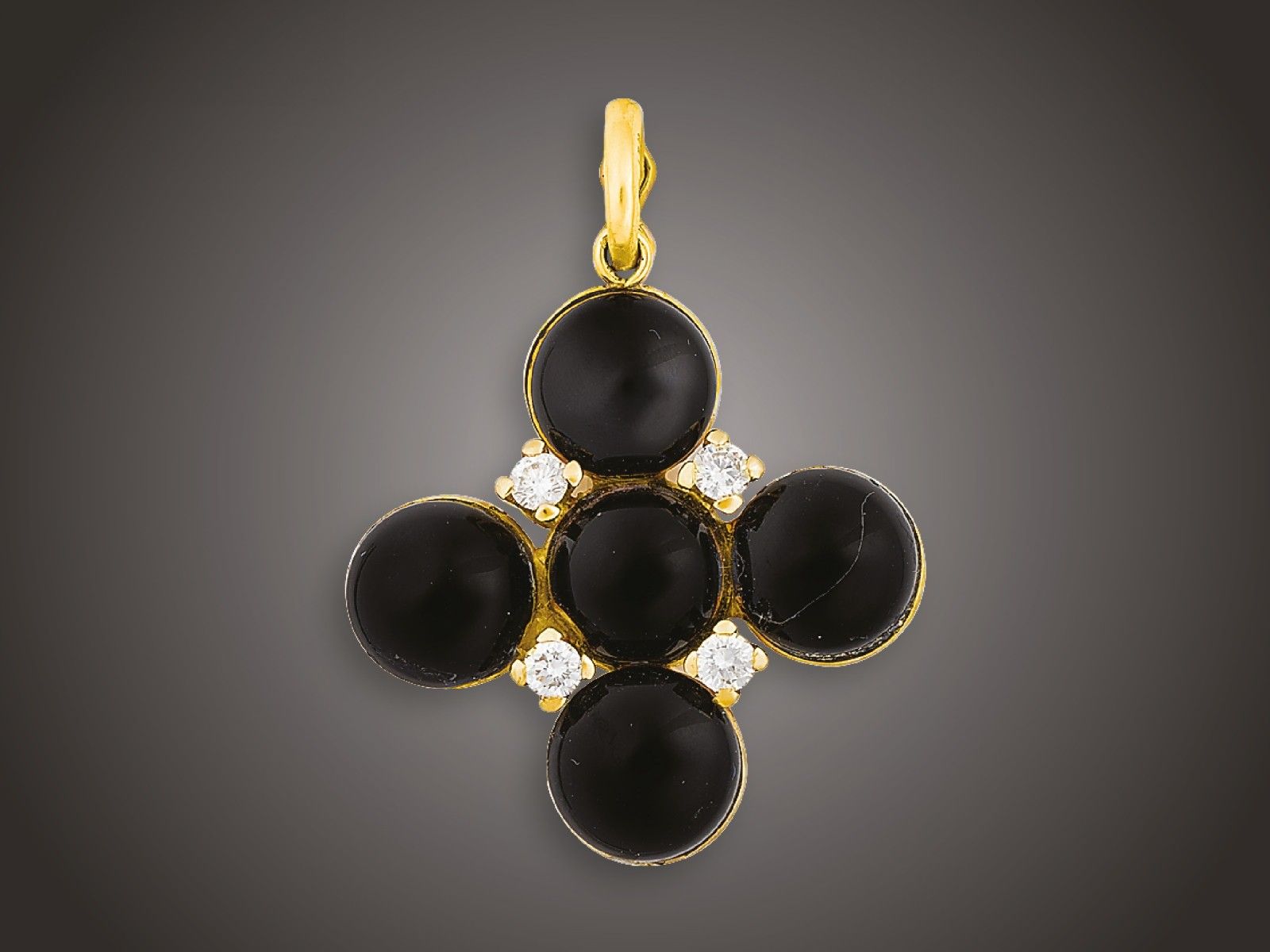 Függő, 750 au, 5 ónix, 4 bril. cca. 0,60 ct, 11,4 g