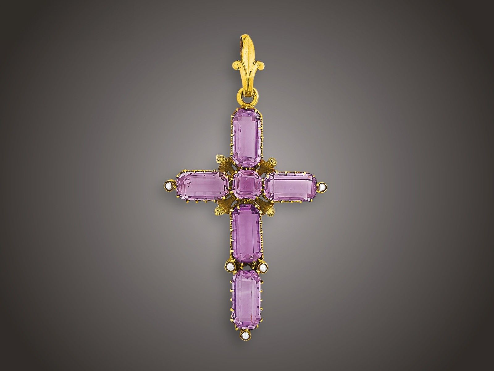 Függő, 580 au, 6 ametiszt, 7,1 g