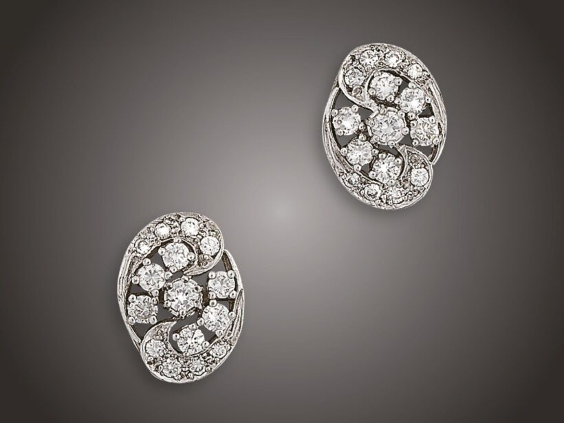 Fülbevaló, 585 au, 30 bril. cca. 0,90 ct, 4,6 g