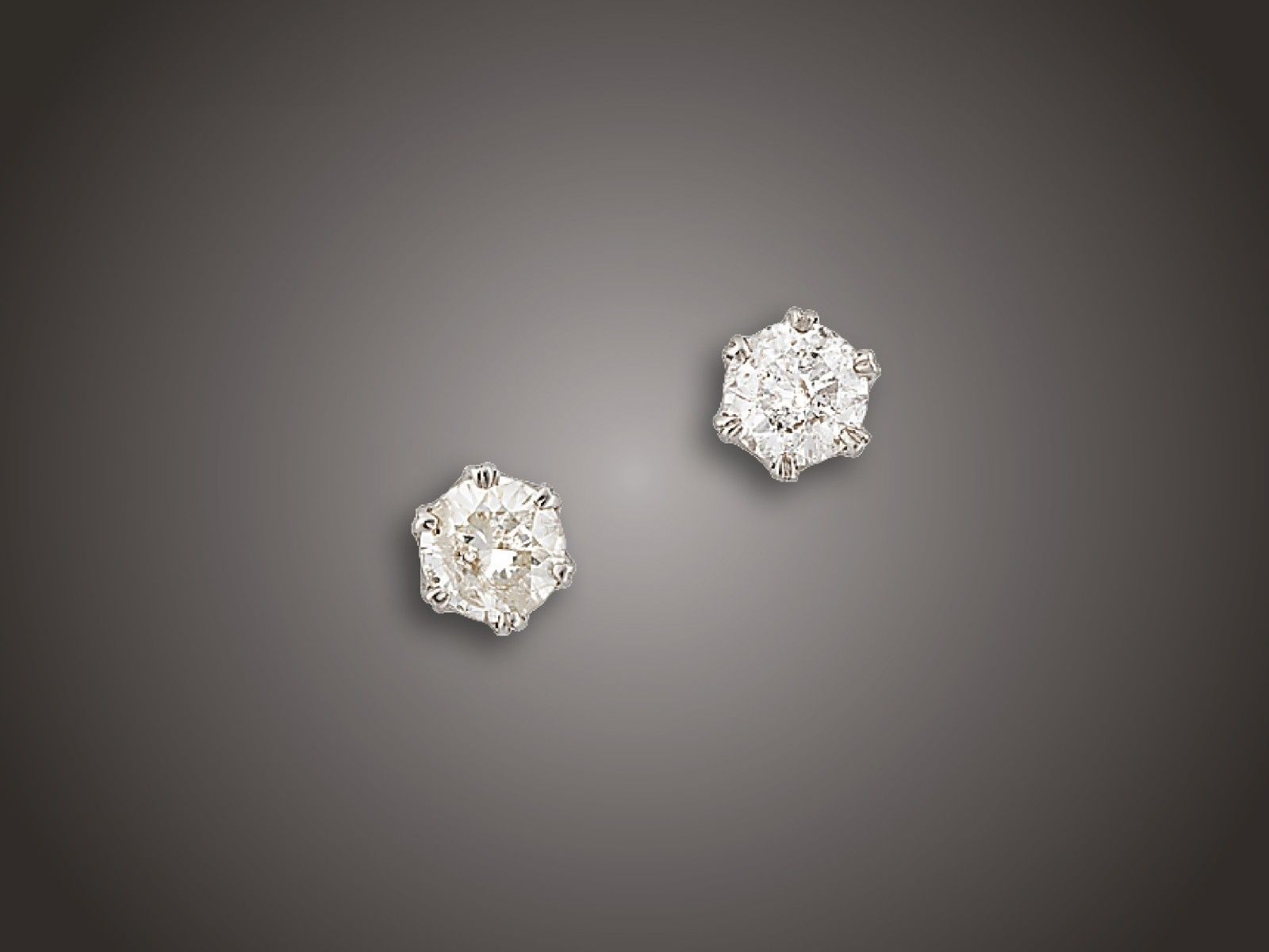 Fülbevaló, 585 au, 2 bril. cca. 1,50 ct, 1,9 g