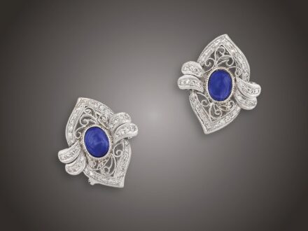 Fülbevaló, 750 au, 2 zafír cca. 3,00 ct, 76 bril. cca. 0,90 ct, 14,3 g
