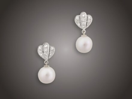 Fülbevaló, 585 au, 2 t. gyöngy, 20 bril. cca. 0,55 ct, 6,2 g