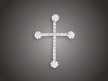 Függő, 750 au, 45 bril. cca. 0,65 ct, 4,1 g