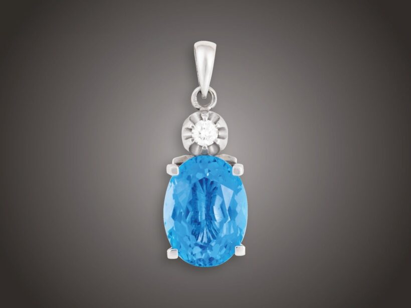 Függő, 585 au, 1 topáz cca. 12,70 ct, 1 bril. cca. 0,50 ct, 5,6 g