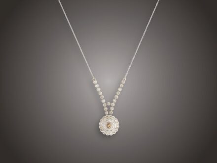 Nyakék, 585 au, 44 bril. 3,50 ct, 9,6 g