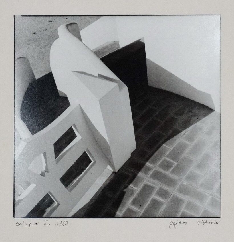 Gajdos Viktória: Sztupa I-III., 1993